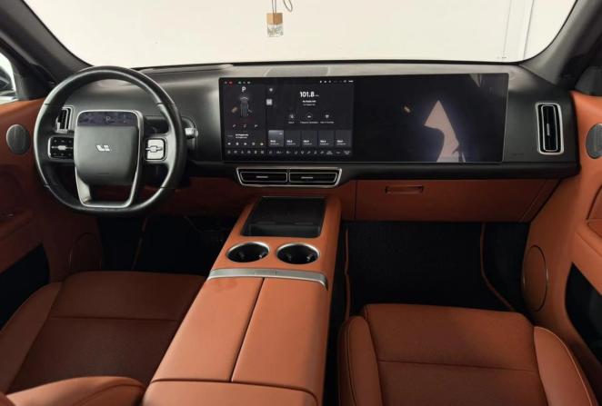 Li Auto (Lixiang) L7 I с пробегом 2024 года, цена 6 100 000 рублей, 65375 км, внедорожник, Автокод Объявления
