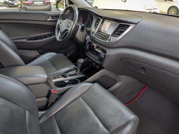 Hyundai Tucson III с пробегом 2018 года, цена 2 299 500 рублей, 135000 км, внедорожник, Автокод Объявления
