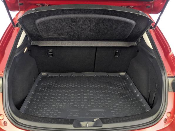 Mazda 3 III (BM) с пробегом 2013 года, цена 1 375 000 рублей, 152450 км, хэтчбек, Автокод Объявления