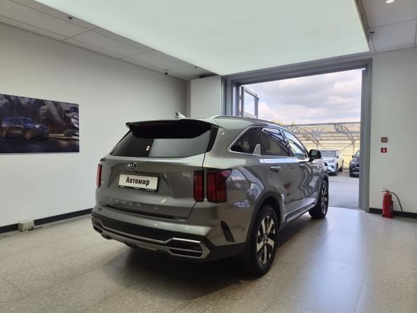 Kia Sorento IV с пробегом 2021 года, цена 3 300 000 рублей, 105000 км, внедорожник, Автокод Объявления