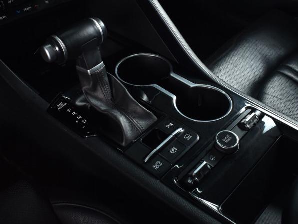 Kia K5 III с пробегом 2021 года, цена 2 299 999 рублей, 131078 км, седан, Автокод Объявления