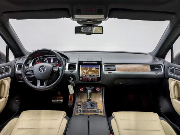 Volkswagen Touareg II с пробегом 2012 года, цена 3 200 000 рублей, 135005 км, внедорожник, Автокод Объявления