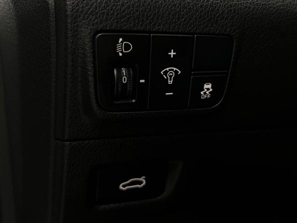 Kia K5 III с пробегом 2021 года, цена 2 999 000 рублей, 75892 км, седан, Автокод Объявления