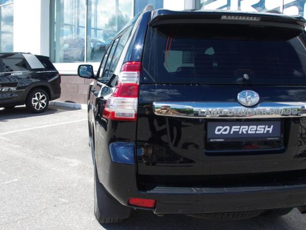 Toyota Land Cruiser Prado 150 Series Рестайлинг 1 с пробегом 2014 года, цена 3 050 000 рублей, 265000 км, внедорожник, Автокод Объявления