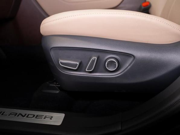 Toyota Highlander IV (XU70) с пробегом 2026 года, цена 5 900 000 рублей, 28 км, внедорожник, Автокод Объявления