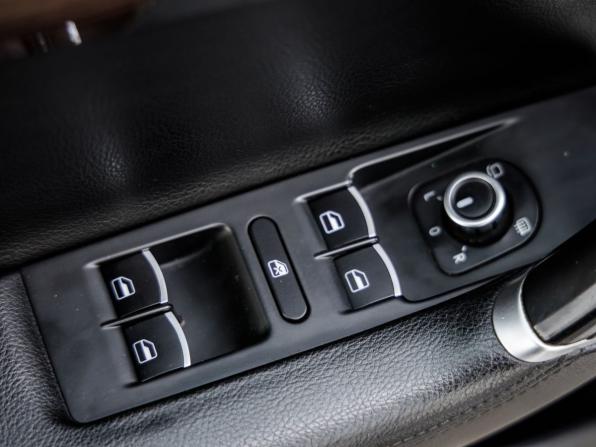 Volkswagen Passat B7 с пробегом 2011 года, цена 968 000 рублей, 287774 км, седан, Автокод Объявления