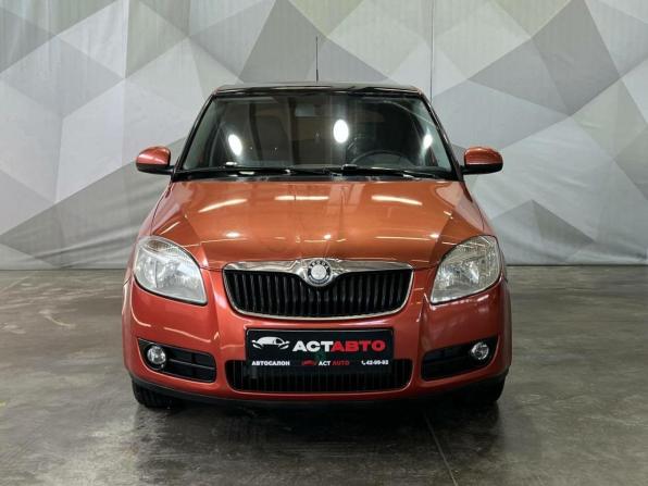 Skoda Fabia II с пробегом 2010 года, цена 650 000 рублей, 213503 км, хэтчбек, Автокод Объявления