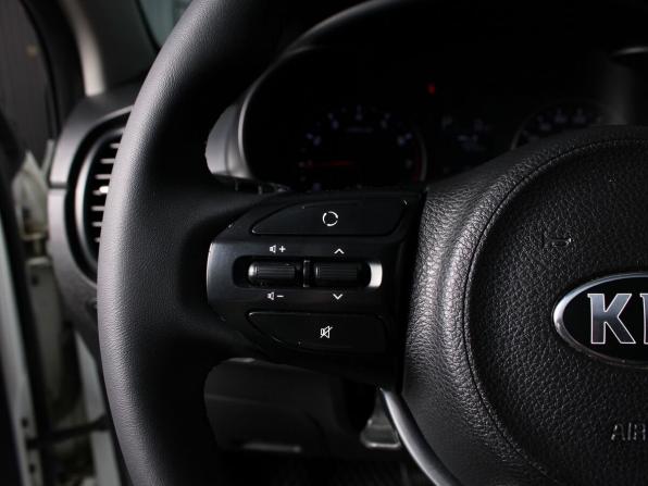 Kia Rio IV с пробегом 2017 года, цена 1 200 000 рублей, 157662 км, седан, Автокод Объявления