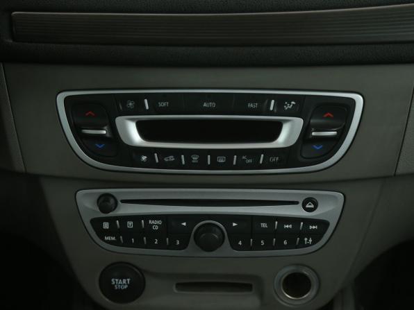 Renault Megane III с пробегом 2010 года, цена 551 000 рублей, 229000 км, хэтчбек, Автокод Объявления