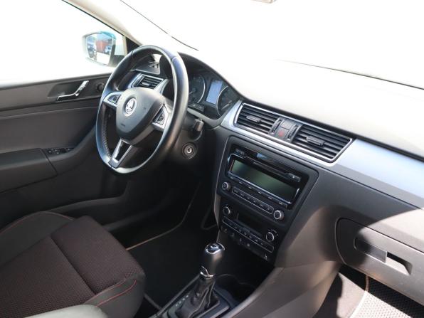 Skoda Rapid I с пробегом 2014 года, цена 1 029 000 рублей, 153667 км, лифтбек, Автокод Объявления