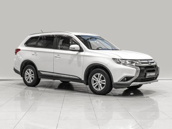 Mitsubishi Outlander III Рестайлинг 2 с пробегом 2015 года, цена 990 000 рублей, 339193 км, внедорожник, Автокод Объявления