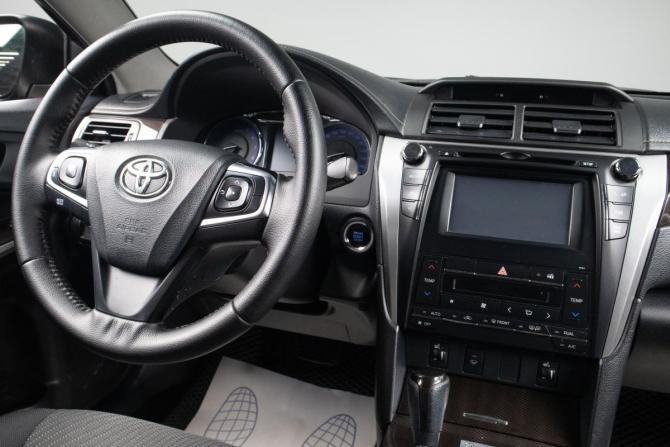 Toyota Camry VII (XV50) Рестайлинг с пробегом 2017 года, цена 1 829 000 рублей, 202346 км, седан, Автокод Объявления