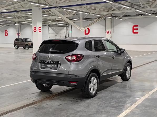 Renault Kaptur I с пробегом 2017 года, цена 1 105 000 рублей, 170302 км, внедорожник, Автокод Объявления