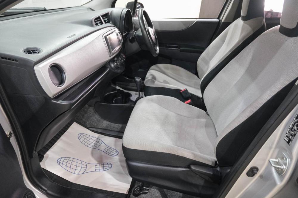 Toyota Vitz III (XP130) Новокузнецк  - изображение 14