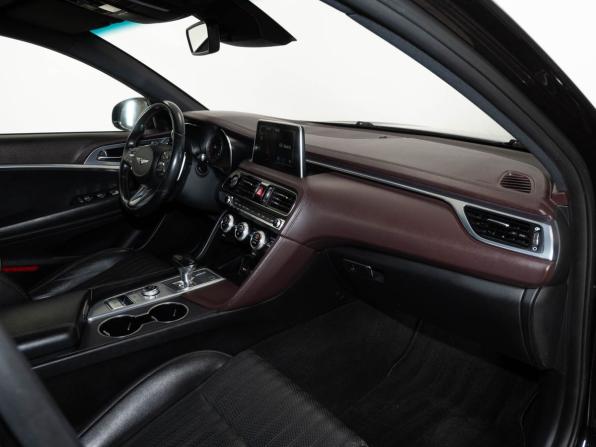 Genesis G70 I с пробегом 2018 года, цена 1 986 000 рублей, 157759 км, седан, Автокод Объявления