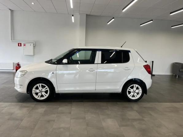 Skoda Fabia II Рестайлинг с пробегом 2012 года, цена 569 000 рублей, 311171 км, хэтчбек, Автокод Объявления