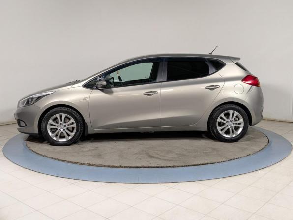 Kia Ceed II с пробегом 2012 года, цена 1 099 900 рублей, 166900 км, хэтчбек, Автокод Объявления