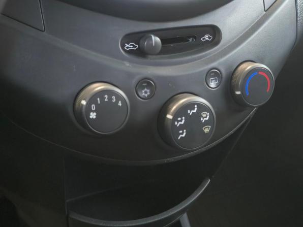 Chevrolet Spark III с пробегом 2011 года, цена 599 000 рублей, 172000 км, хэтчбек, Автокод Объявления