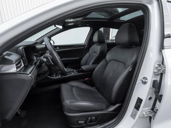 Kia K5 III с пробегом 2020 года, цена 2 940 000 рублей, 77836 км, седан, Автокод Объявления