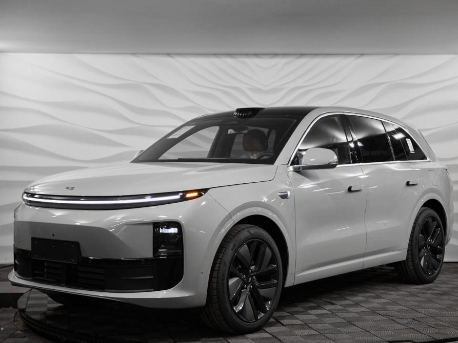 Li Auto (Lixiang) L6 Москва  - изображение 1