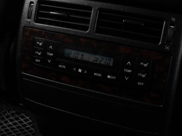 Toyota Land Cruiser 200 Series с пробегом 2011 года, цена 3 609 000 рублей, 319991 км, внедорожник, Автокод Объявления
