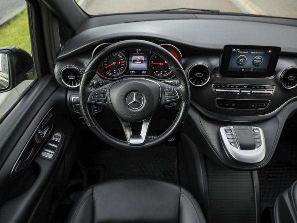 Mercedes-Benz V-Класс III (W447) Рестайлинг с пробегом 2021 года, цена 5 336 100 рублей, 139987 км, минивэн, Автокод Объявления