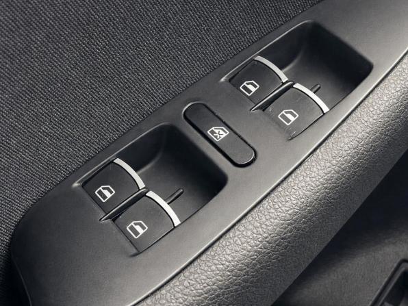 Volkswagen Jetta VI Рестайлинг с пробегом 2014 года, цена 1 287 000 рублей, 139364 км, седан, Автокод Объявления