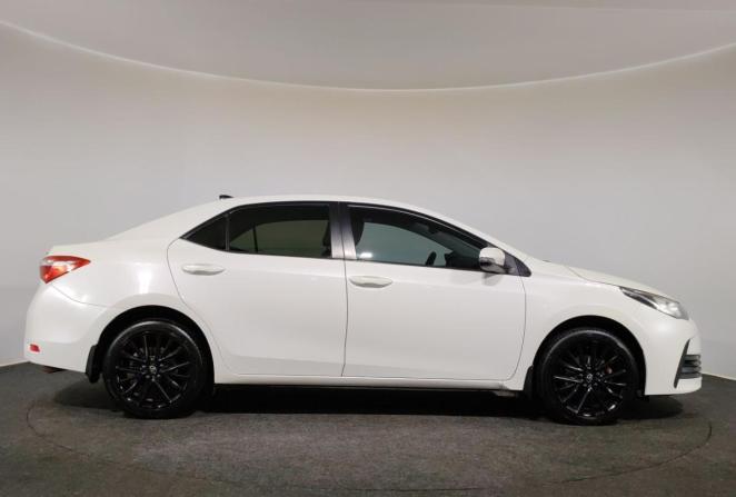 Toyota Corolla XI (E160 E170 E180) Рестайлинг 1 с пробегом 2018 года, цена 1 650 000 рублей, 141468 км, седан, Автокод Объявления