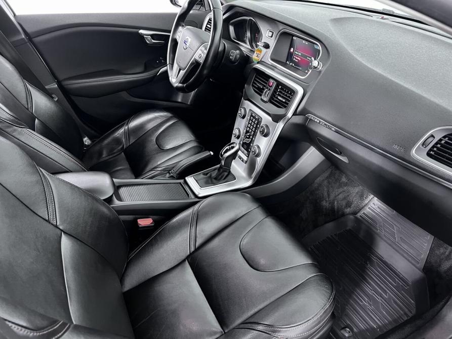 Volvo V40 Cross Country I Рестайлинг Калининград  - изображение 12