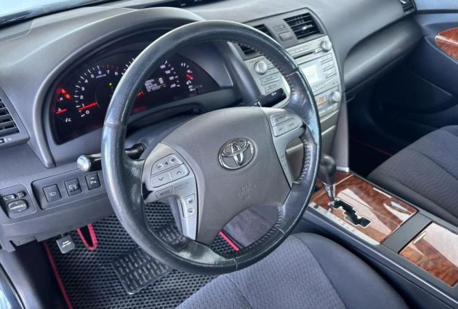 Toyota Camry VI (XV40) Рестайлинг с пробегом 2010 года, цена 975 000 рублей, 202817 км, седан, Автокод Объявления