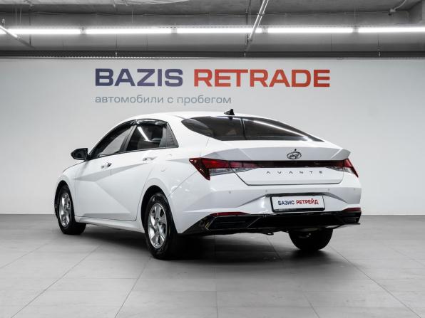 Hyundai Avante VII с пробегом 2021 года, цена 1 999 000 рублей, 135449 км, седан, Автокод Объявления