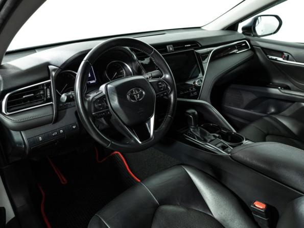 Toyota Camry VIII (XV70) с пробегом 2018 года, цена 2 749 000 рублей, 76449 км, седан, Автокод Объявления