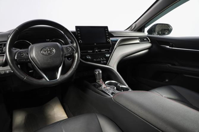 Toyota Camry VIII (XV70) Рестайлинг с пробегом 2021 года, цена 4 149 000 рублей, 98300 км, седан, Автокод Объявления