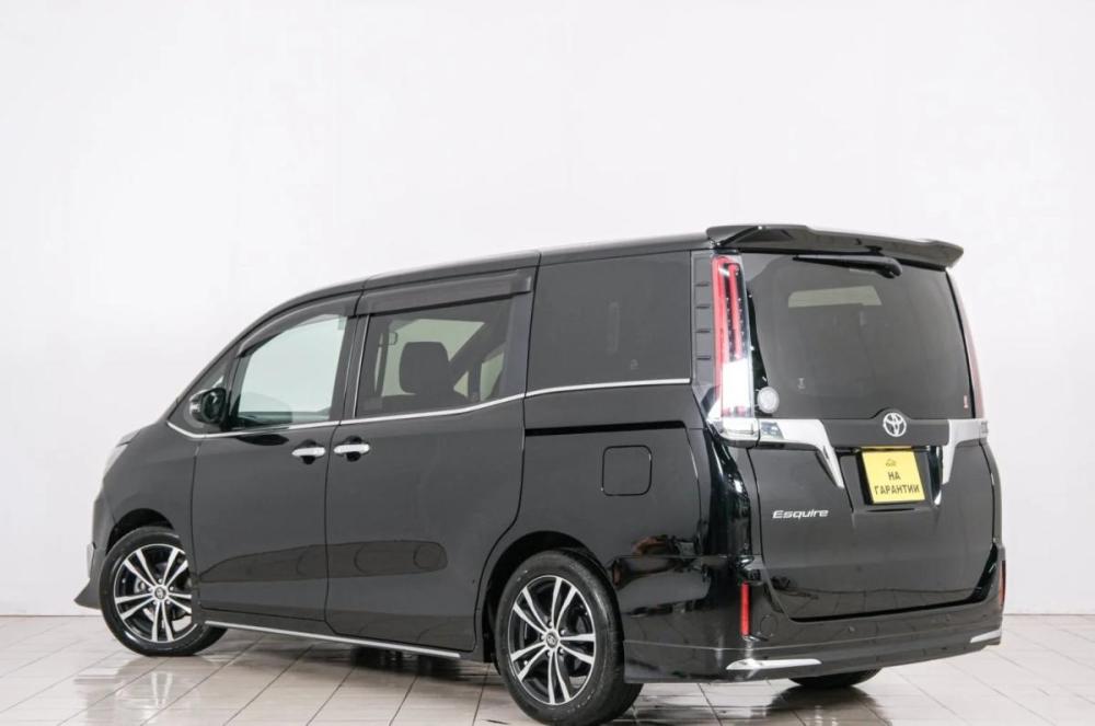 Toyota Esquire I Рестайлинг Красноярск  - изображение 5