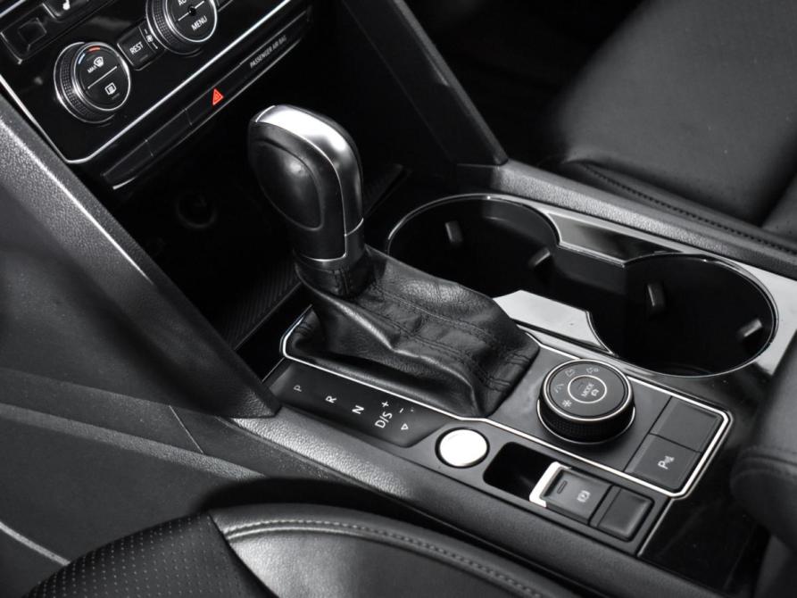 Volkswagen Teramont I Санкт-Петербург  - изображение 12
