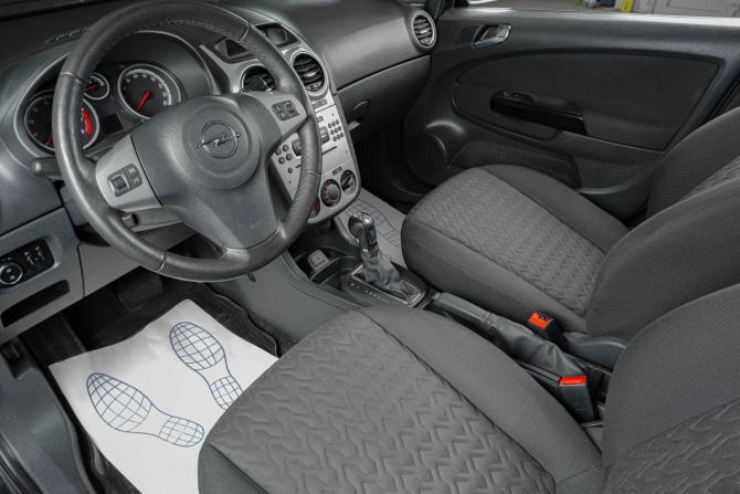 Opel Corsa D Рестайлинг II с пробегом 2013 года, цена 749 000 рублей, 139000 км, хэтчбек, Автокод Объявления