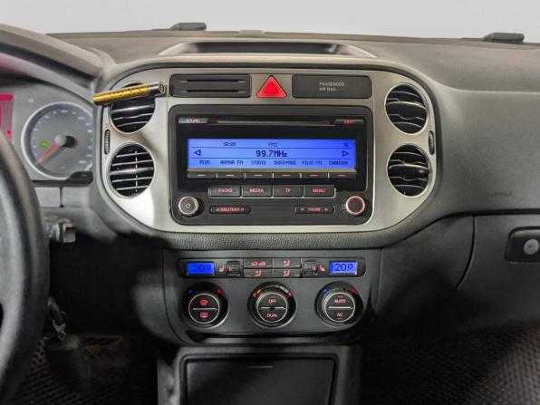 Volkswagen Tiguan I с пробегом 2009 года, цена 1 058 900 рублей, 218000 км, внедорожник, Автокод Объявления