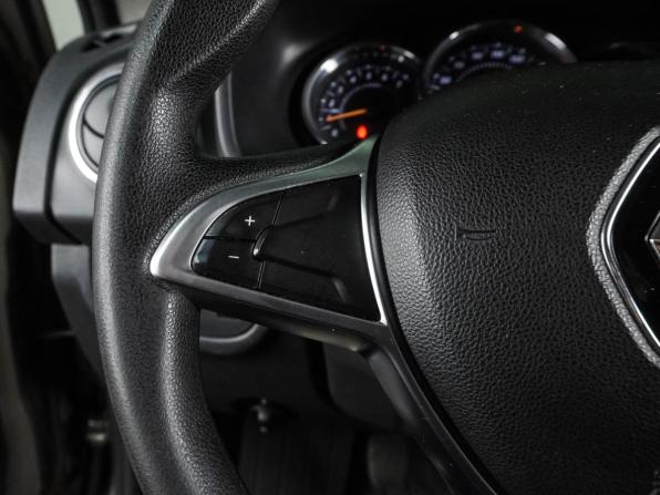 Renault Sandero II Рестайлинг с пробегом 2019 года, цена 999 000 рублей, 118641 км, хэтчбек, Автокод Объявления