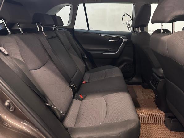 Toyota RAV4 V (XA50) с пробегом 2021 года, цена 3 690 000 рублей, 45360 км, внедорожник, Автокод Объявления