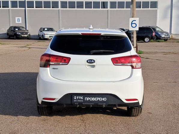 Kia Rio III Рестайлинг с пробегом 2017 года, цена 750 000 рублей, 156775 км, хэтчбек, Автокод Объявления