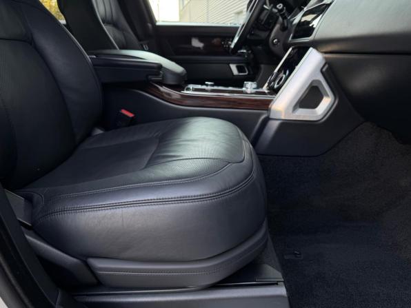 Land Rover Range Rover IV Рестайлинг с пробегом 2019 года, цена 5 750 000 рублей, 152637 км, внедорожник, Автокод Объявления