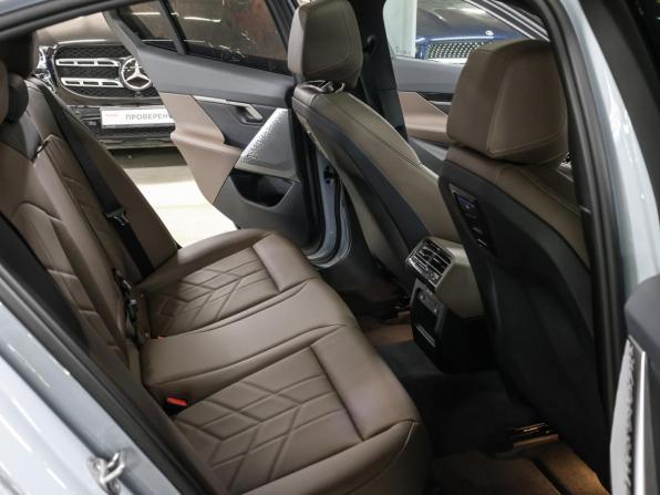 BMW 5 серии VIII (G60/G61/G68) с пробегом 2024 года, цена 7 600 000 рублей, 5459 км, седан, Автокод Объявления