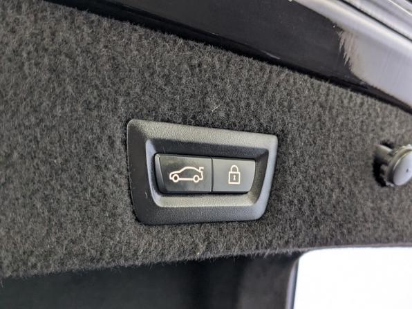 BMW 7 серии VI (G11/G12) Рестайлинг с пробегом 2020 года, цена 4 500 000 рублей, 180236 км, седан, Автокод Объявления