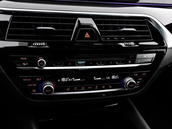 BMW 5 серии VII (G30/G31/G38) с пробегом 2017 года, цена 2 399 000 рублей, 132618 км, седан, Автокод Объявления