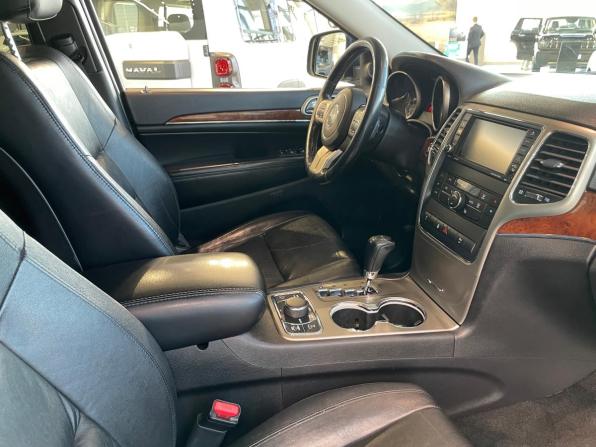 Jeep Grand Cherokee IV (WK2) с пробегом 2012 года, цена 1 337 700 рублей, 204143 км, внедорожник, Автокод Объявления