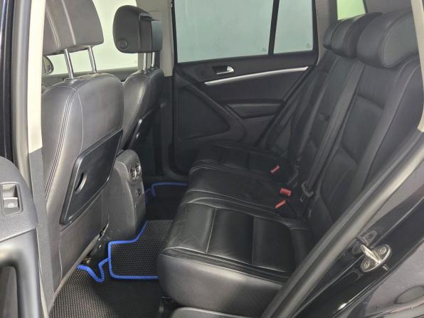 Volkswagen Tiguan I Рестайлинг с пробегом 2011 года, цена 1 199 000 рублей, 183000 км, внедорожник, Автокод Объявления