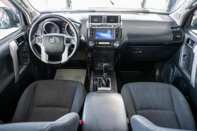 Toyota Land Cruiser Prado 150 Series Рестайлинг 1 с пробегом 2016 года, цена 4 200 000 рублей, 195569 км, внедорожник, Автокод Объявления