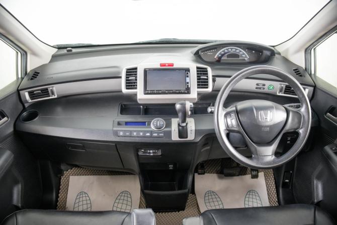 Honda Freed I с пробегом 2014 года, цена 1 499 000 рублей, 170000 км, компактвэн, Автокод Объявления