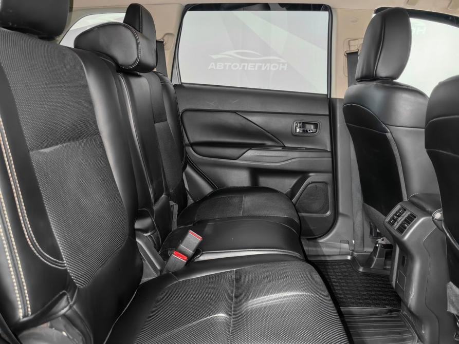 Mitsubishi Outlander III Рестайлинг 3 Новосибирск  - изображение 15
