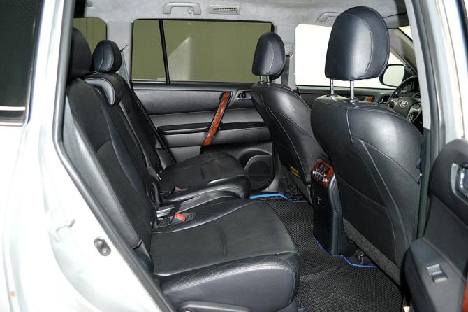 Toyota Highlander II (XU40) Рестайлинг с пробегом 2010 года, цена 1 926 000 рублей, 233000 км, внедорожник, Автокод Объявления